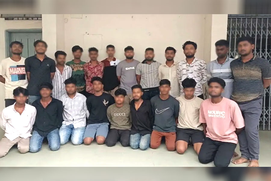 detainees-VOD_fdhchfe